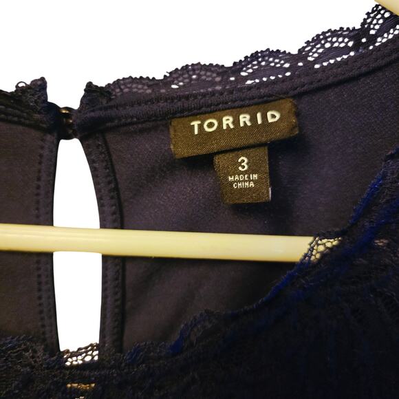Torris blue lace blouse - Picture 3 of 5